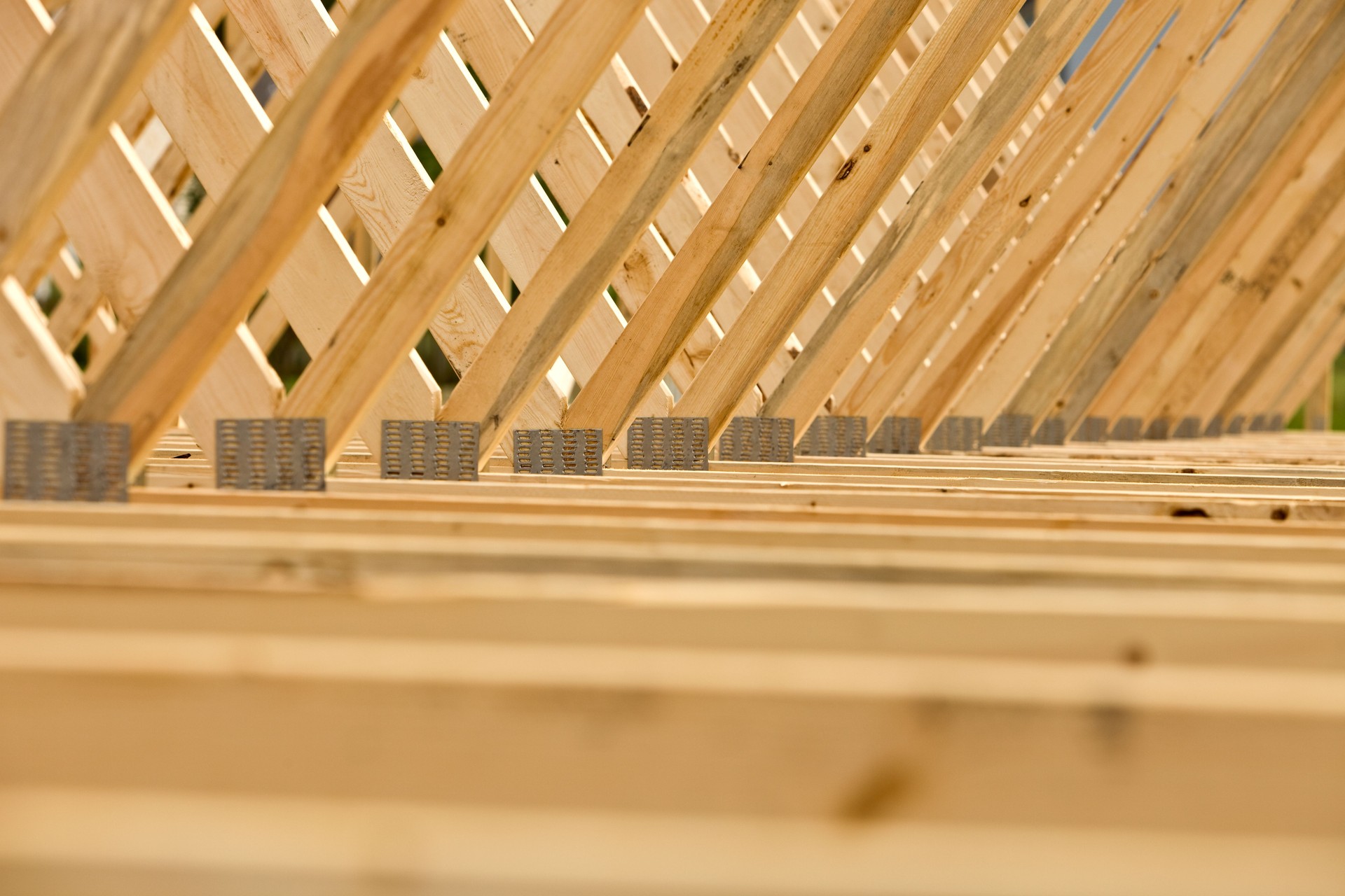 Intersecting Roof Truss Joints